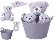 Set plyšový medvídek, chrastítko a usínáček v košíku